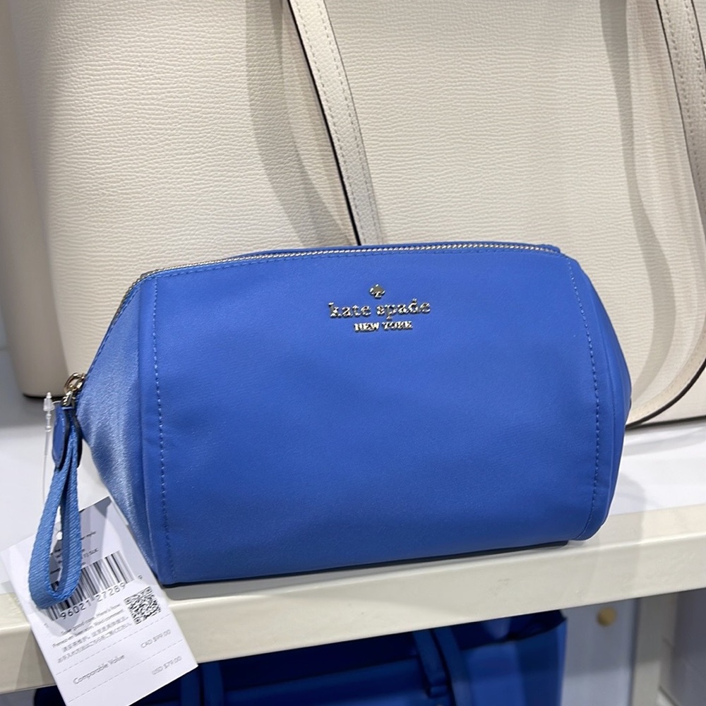 Kate Spade Chelsea Medium Cosmetic Nylon Makeup Case Bag Pouch
Deep Cornf NWT - Picture 13 of 16